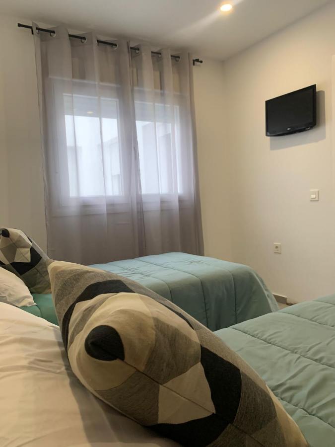 Encanto I Solo Familias Y Parejas En Zona Centro Conil De La Frontera Luaran gambar